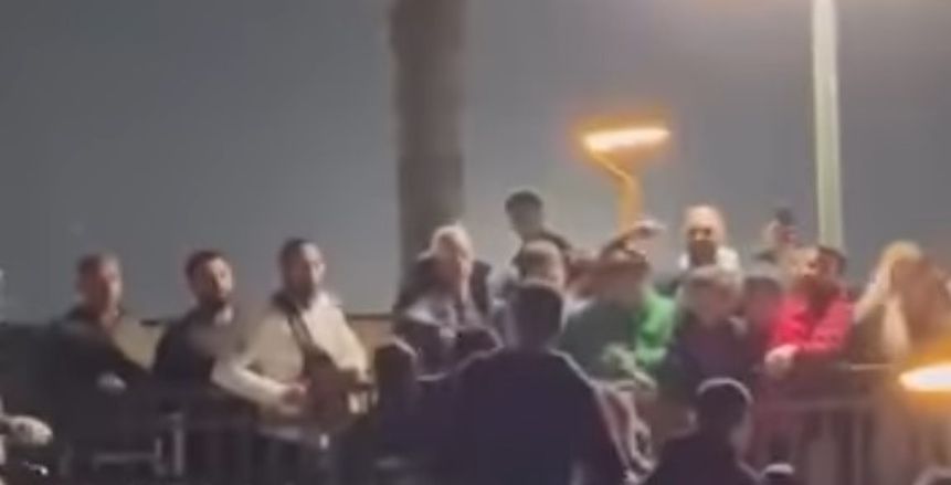 كواليس مشادة كلامية بين كابتن الأهلي وعضو بفرع مدينة نصر