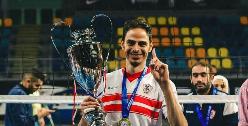 رشاد شبل يجدد عقده مع طائرة الزمالك لموسمين