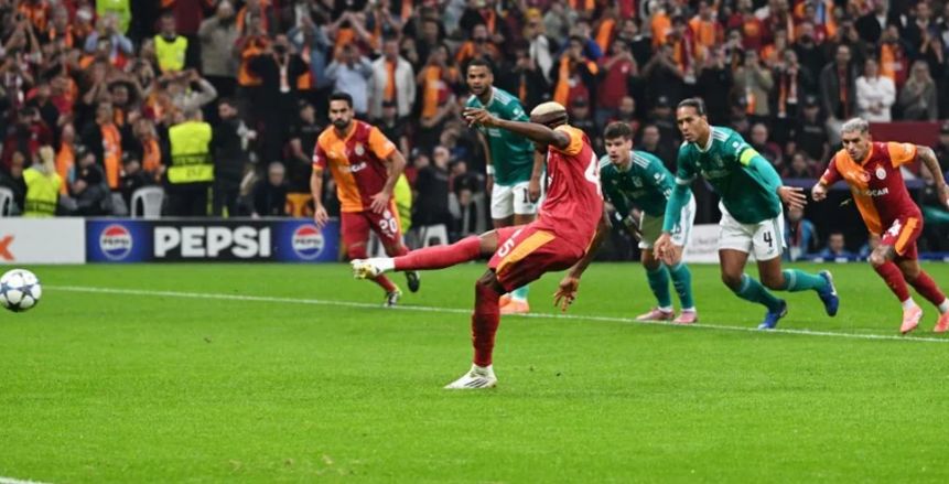 ليفربول يتأخر أمام جالطة سراي في الشوط الأول بدوري أبطال أوروبا