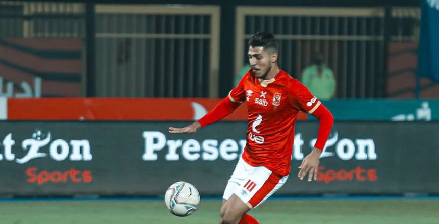 محمد شريف يشكو تجاهل موسيماني في الأهلي.. وأجايي يفجر الأزمة