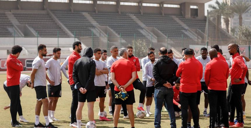 شوبير: «الهروب» عنوان الأهلي أمام الإسماعيلي.. وبيكهام بديلا لمعلول