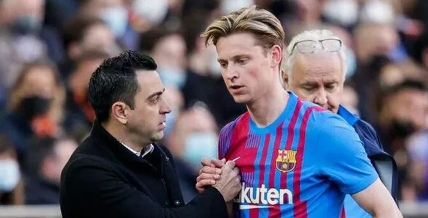 تقارير: تشافي يوافق على رحيل دي يونج إلى مانشستر يونايتد