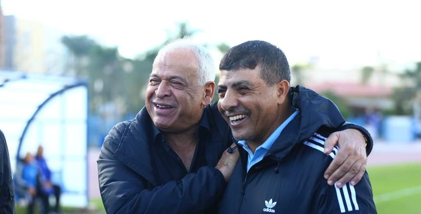 فرج عامر يحسم مصير طارق العشري مع سموحة