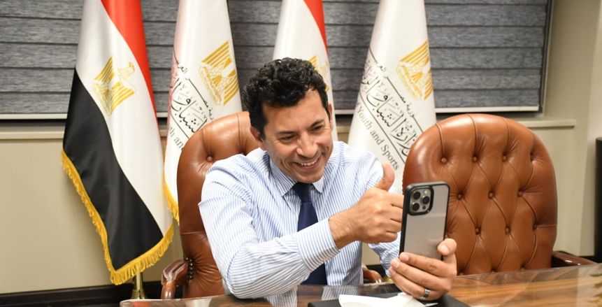 وزير الرياضة يهنئ منتخب الشباب تحت 20 سنة بعد الفوز على غانا والتأهل للمونديال