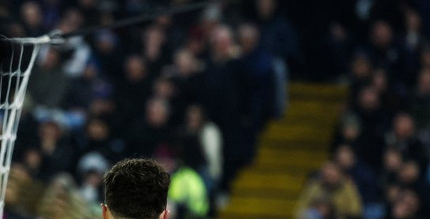 محمد صلاح يسجل في تأخر ليفربول أمام أستون فيلا بالشوط الأول