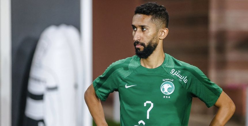 ردا على اتهاماته.. مهاجم منتخب السعودية يطالب بالتحقيق مع مانشيني