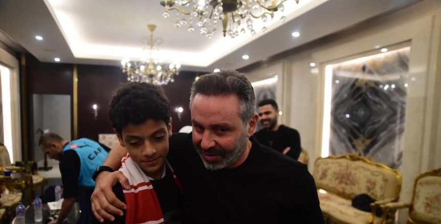 حازم إمام: رغم الكم الهائل من الأزمات جماهير الزمالك تثبت دائمًا أنها عظيمة
