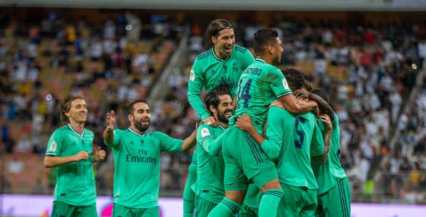 ريال مدريد يحتفى بالتأهل لنهائى السوبر الإسبانى «المجمع»