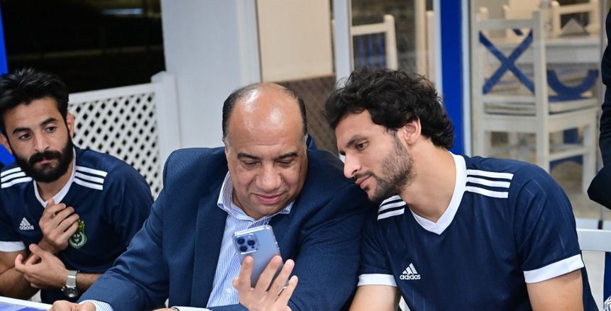 رئيس الاتحاد السكندري يقيم مأدبة عشاء للفريق الأول لكرة القدم