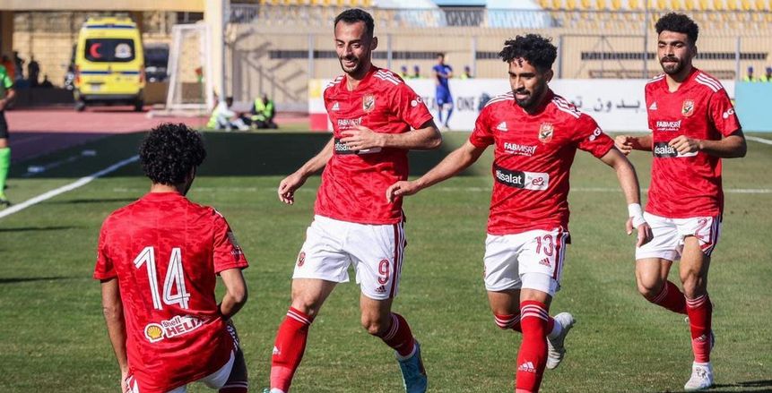 رضا عبدالعال يكشف تشكيل الأهلي الأمثل أمام صن داونز: كهربا في الهجوم