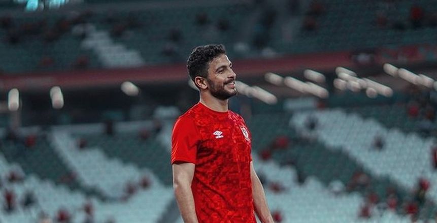 لماذا خرج أيمن أشرف بين شوطي مباراة الأهلي ونهضة بركان؟