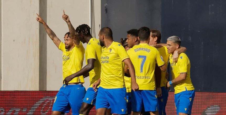 قادش يخطف فوزا قاتلا أمام أتلتيكو مدريد بالدوري الإسباني
