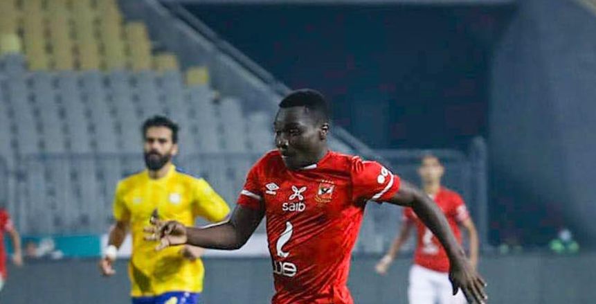 حجز لاعب الأهلي في موزمبيق بسبب كورونا.. وسلبية مسحة وليد سليمان