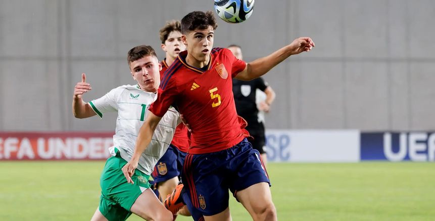 رسميا.. برشلونة يمدد عقد باو كوبارسي لـ2029