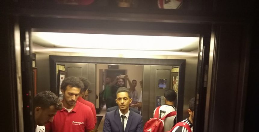 جلسات استشفاء للاعبي منتخب مصر عقب الوصول لفندق الإقامة