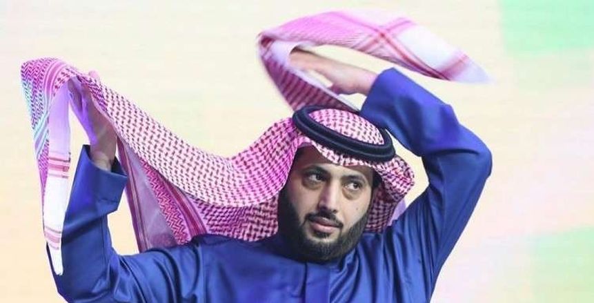 تركي آل الشيخ يبارك للتعاون بعد التتويج بكأس السعودية