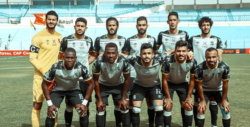 الأهلي يتضامن مع الزمالك ويطالب بحكام أجانب لمباراة القمة في بيان رسمي