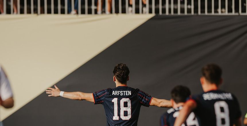 أمريكا تعبر كوستاريكا بركلات الترجيح وتصعد إلى نصف نهائي الكأس الذهبية