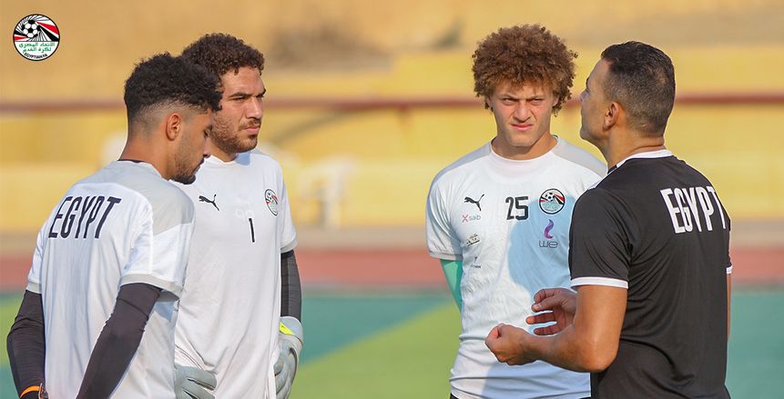 تفاصيل أزمة عصام الحضري في المنتخب الأولمبي ورد اتحاد الكرة