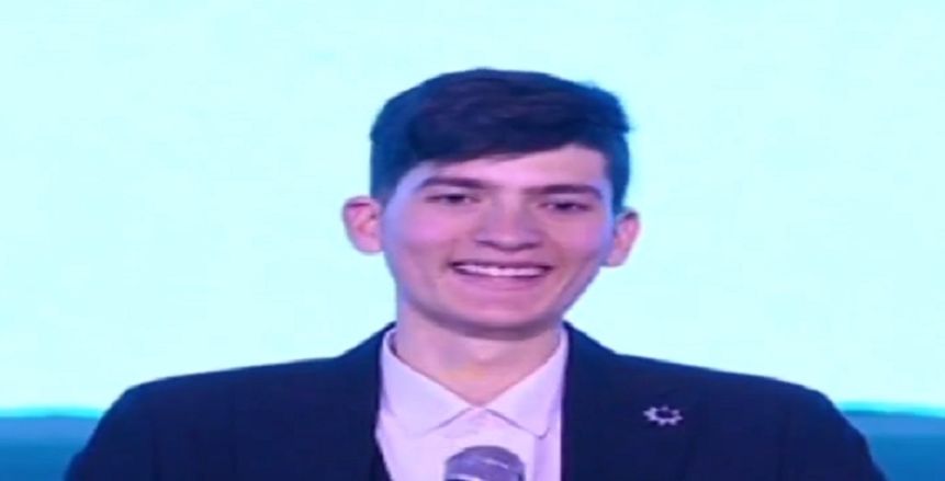 الأهلي يُكلف مدير النشاط الرياضي بتحقيق رغبة شاب من ذوي الهمم