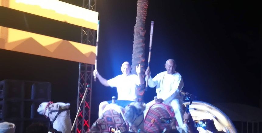 عاجل| وصول «إنفانتينو» و«أحمد أحمد» لاحتفالية «الجبلاية» على «الجمال»