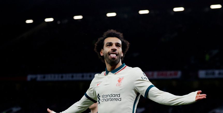 احتفال محمد صلاح بالألعاب النارية بعد فوز الأهلي على الزمالك يثير الجدل
