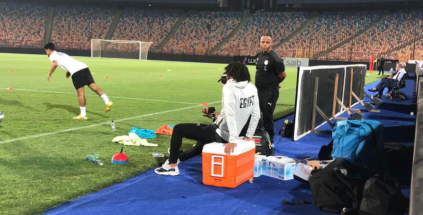 محمد النني يغيب عن المران الأخير لمنتخب مصر قبل مواجهة غينيا