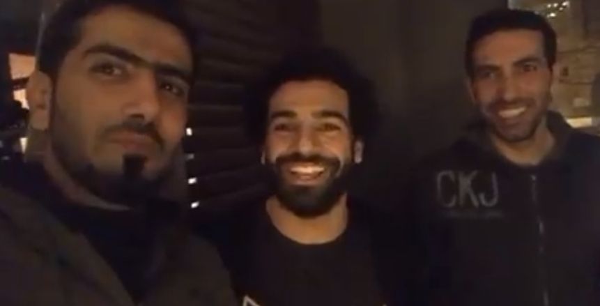 بالفيديو| الكواري مهنئا صلاح في وجود ابوتريكة: اهنئك بالنيابة عن الشعب القطري