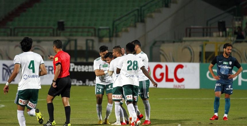 الشوط الأول.. المصري يخرج متقدمًا بهدف على الزمالك برأسية إسلام أبوسليمة