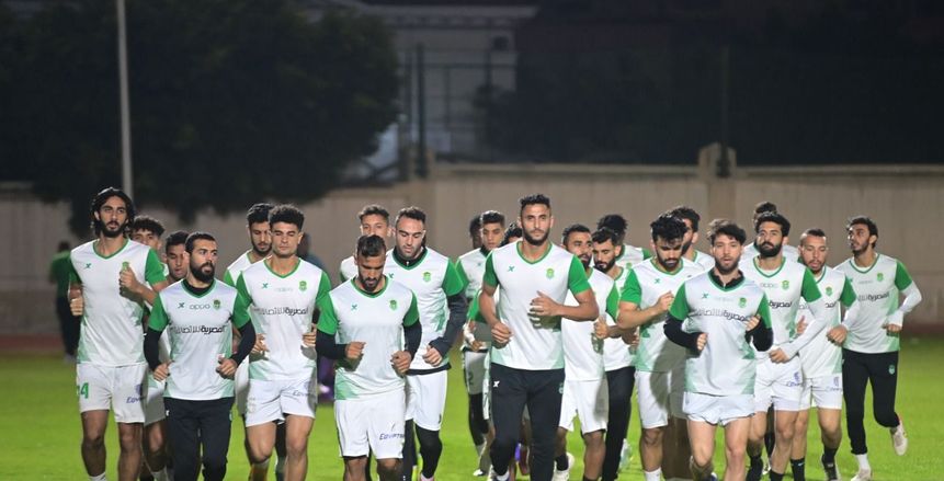محمد عمر يضم 22 لاعبا لقائمة الاتحاد السكندري استعدادا للزمالك