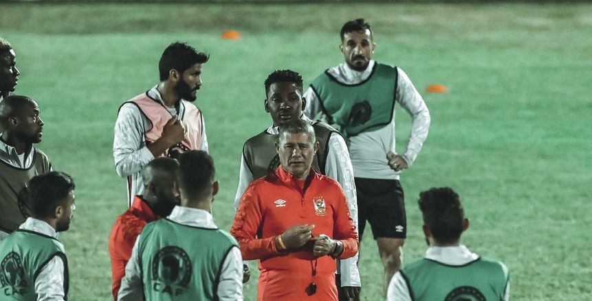 جونسون: الأهلي الأقرب للفوز في القمة.. والسولية وزيزو الأكثر تأثيرا