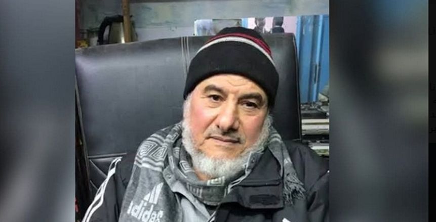 وصول جثمان والد محمد الشناوي إلى مسجد البخاري بكفر الشيخ لأداء صلاة الجنازة (فيديو)