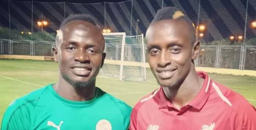 شبيه ساديو ماني: السنغالي أحق بجائزة "الأفضل في أفريقيا" عن صلاح