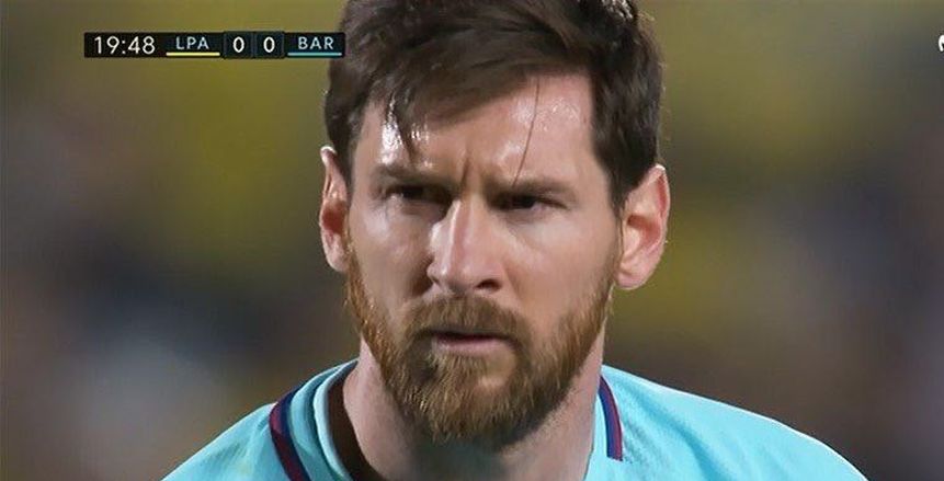 ميسي يحسم الشوط الأول لبرشلونة على حساب لاس بالماس
