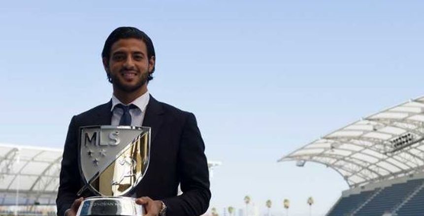 كارلوس فيلا.. نشأ مع أرسنال.. وانتهى به المطاف للتفوق على إبراهيموفيتش