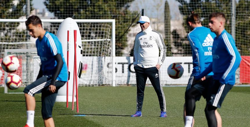 دياز يقاتل لكسب ثقة زيدان في قيادته هجوم ريال مدريد