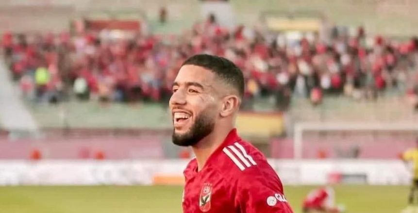 صدمة من الأهلي تنتظر أحمد القندوسي حال فسخ العقد.. خبير لوائح يكشف التفاصيل