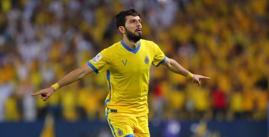 ماشاريبوف يحسم الجدل ويعلن استمراره مع النصر السعودي «فيديو»