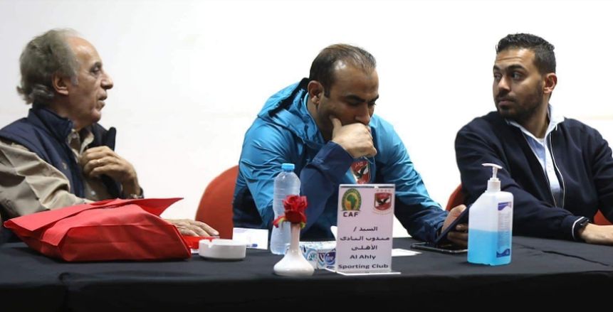الأهلي بالزي التقليدي أمام الرجاء المغربي في دوري أبطال إفريقيا