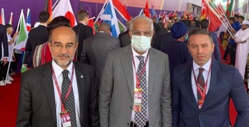موتسيبي رئيس «كاف» يلتقي جمال علام في قطر قبل قرعة كأس العالم 2022