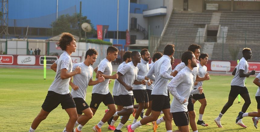 اليوم.. الأهلي يختتم تدريباته استعدادا للزمالك في غياب "ثلاثي كورونا"