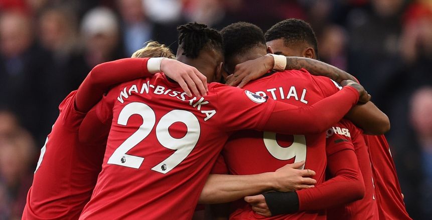 لاعبو الدوري الإنجليزي يخترقون البروتوكول الطبي بعد عودة المباريات