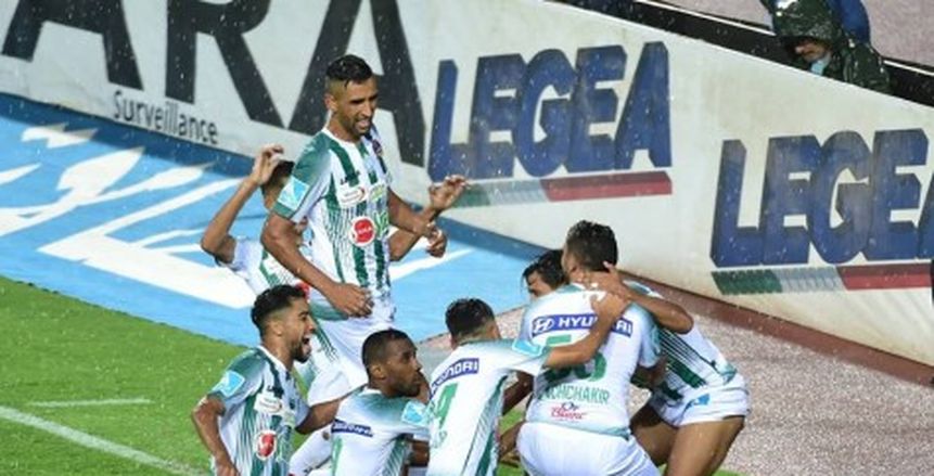 بالفيديو| الرجاء يقترب من لقب الكونفدرالية بثلاثية في شباك فيتا كلوب