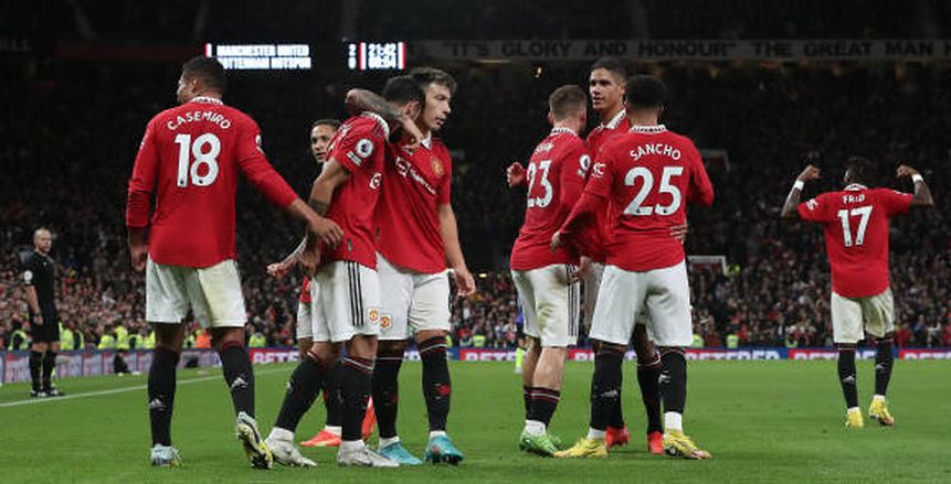 معلق مباراة مانشستر يونايتد وفولهام في الدوري الإنجليزي الممتاز