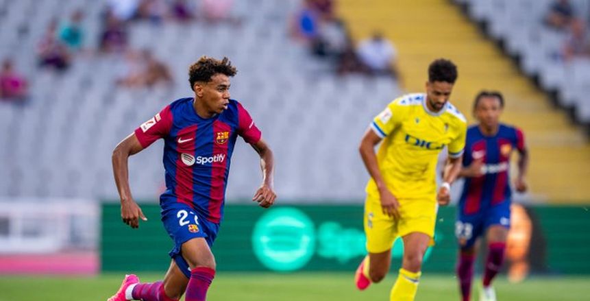 برشلونة يحقق فوزه الأول في الدوري الإسباني على حساب قادش