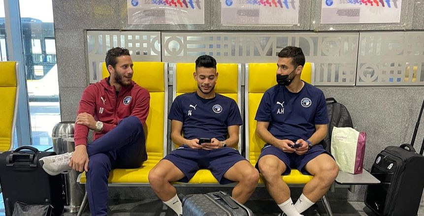 بعثة بيراميدز تغادر إلى نيجيريا.. والمنيري يكشف سبب غياب فاروق وأنطوي