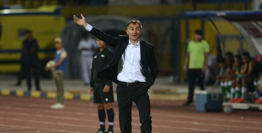 ميتشو يطلع لاعبي الزمالك على خطة تجاوز جينيراسيون السنغالي