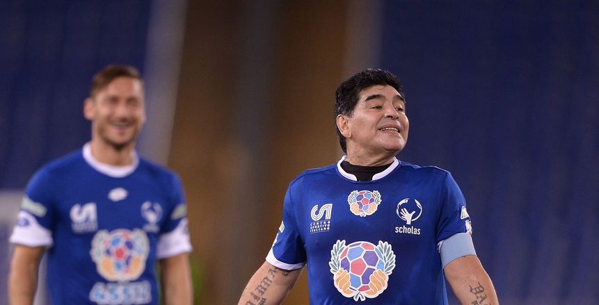 مارادونا يصر على براءته من التهرب الضريبي في إيطاليا