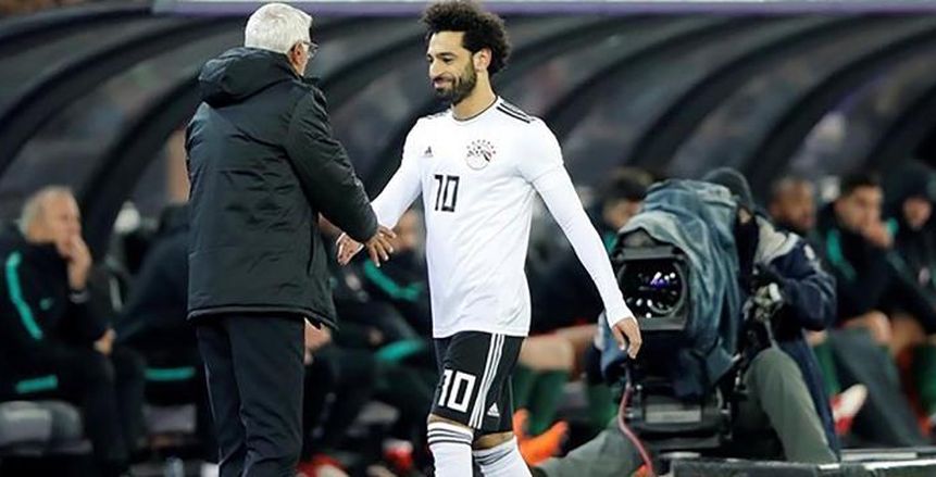 بالصور| «صلاح» يطمئن جمهوره بعد إعلان قائمة المنتخب النهائية
