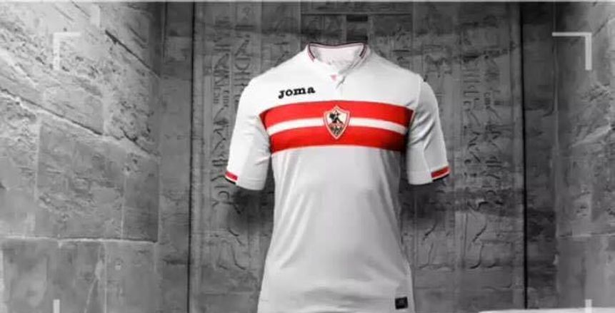 بالصور| اتوبيس الزمالك بالإمارات يتزين بالتيشرت الجديد